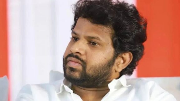 Telugu Cinema : ‘నెక్ట్స్ టార్గెట్ నువ్వేరా’… హైపర్ ఆదిపై ఫోకస్ షిప్ట్ అయిందా..?