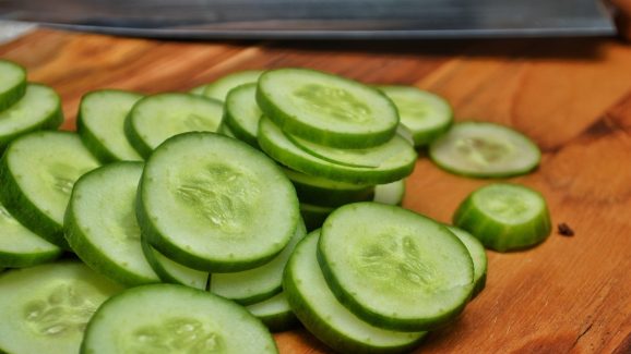 Cucumber: కీర దోసకాయను ఈ ఆహారాలతో కలిపి తినొద్దు.. తర్వాత మీరే బాధపడతారు