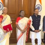 Union Budget 2025-26 : రాష్ట్రపతికి బడ్జెట్ అందజేసిన సీతారామన్.. ఉదయం 11 గంటలకు పార్లమెంటులో సమర్పణ