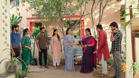 Gundeninda GudiGantalu Today episode: ప్రభావతికి దిమ్మతిరిగే షాకిచ్చిన మీనా.. బాలు దెబ్బకు నోరు మూసిన ప్రభావతి..