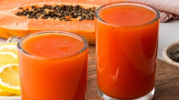 Papaya Juice: బొప్పాయి రసం తాగడం వల్ల ఎన్ని ప్రయోజనాలో తెలిస్తే.. అస్సలు వదిలిపెట్టరు !