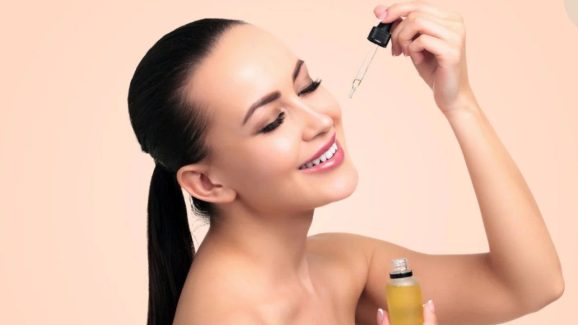 Oils For Skin Glow: ఈ ఆయిల్స్ వాడితే.. కొరియన్ గ్లాసీ స్కిన్ !
