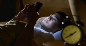 Late Night Sleeping: రాత్రి పూట లేట్‌గా నిద్రపోతున్నారా ? ఈ వ్యాధులు రావడం ఖాయం