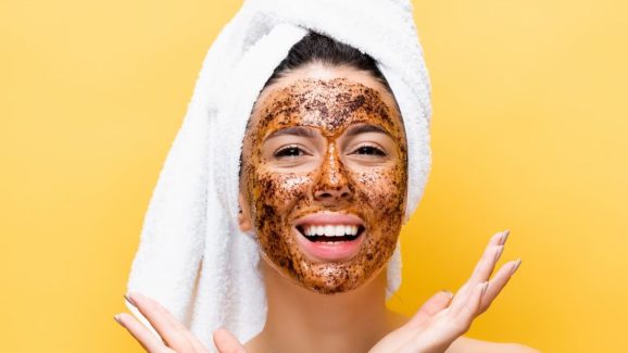 Coffee Facial: కాఫీ పౌడర్‌తో ఫేషియల్.. మిలమిల మెరిసే చర్మం మీ సొంతం