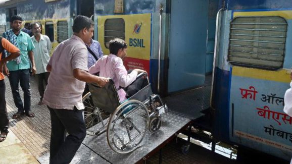 Indian Railway: దివ్యాంగులకు రైల్వేశాఖ గుడ్ న్యూస్, ఇక ఆ పాసులు ఈజీగా తీసుకోవచ్చట!
