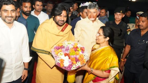 Pawan Kalyan: అది చేయలేదు.. తప్పుగా అనిపిస్తుంది.. అందుకే రూ. 50 లక్షలు ఇస్తున్నా..