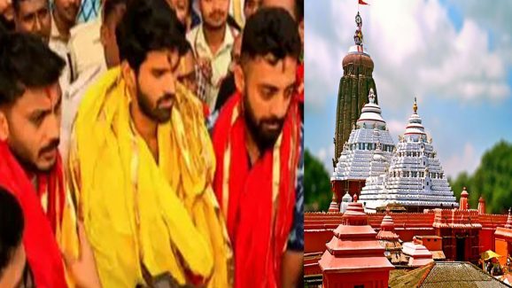 Team India: పూరి జగన్నాథ్ ఆలయంలో టీమిండియా ప్లేయర్ల పూజలు..ఆటోలో వెళ్లి మరీ !