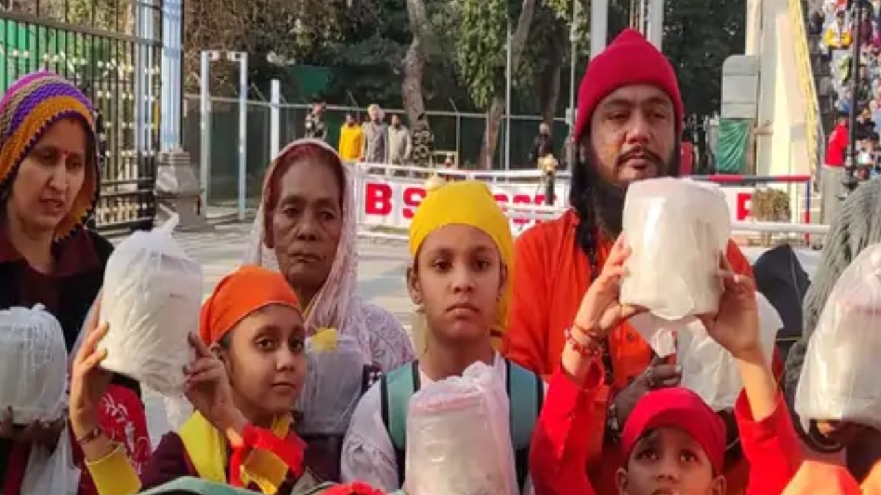 Ashes Of 400 Hindus: భారత్‌కు చేరిన 400 లకు పైగా పాకిస్తానీ హిందువుల చితాభస్మం, ఏళ్ల నిరీక్షణ ఎందుకంటే ?