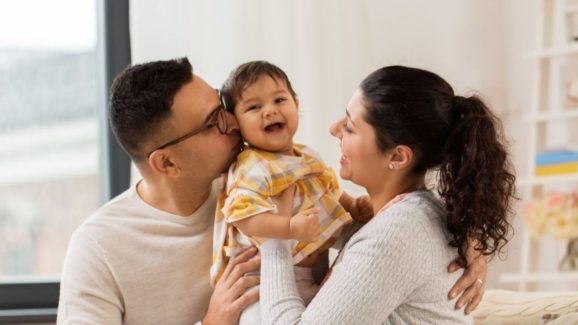 Parenting Tips: చిన్నప్పటి నుంచే.. పిల్లలకు తప్పకుండా నేర్పించాల్సినవి ఇవే !