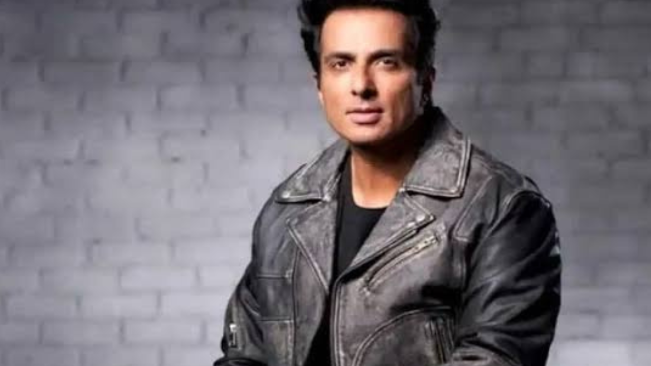 Sonu Sood: సోనూ సూద్ కు అరెస్ట్ వారెంట్.. అసలు మ్యాటర్ ఇదే..?