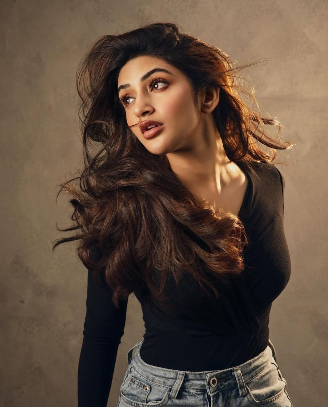 Sreeleela : స్టైలిష్ లుక్ లో కేక పెట్టిస్తున్న శ్రీలీల.. అదిరిపోయింది మామా..