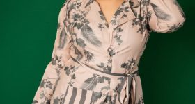 Sreemukhi : చురకత్తుల్లాంటి కళ్లతో రాములమ్మ న్యూ స్టిల్స్ అదుర్స్..
