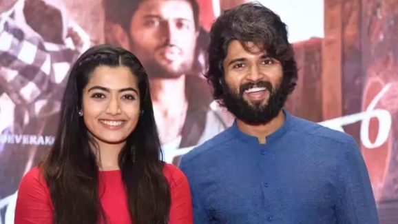 Vijay Devarakonda: బుద్దుందా విజయ్.. రష్మికను అలా వదిలేస్తావా.. ఆ హీరోను చూసి నేర్చుకో