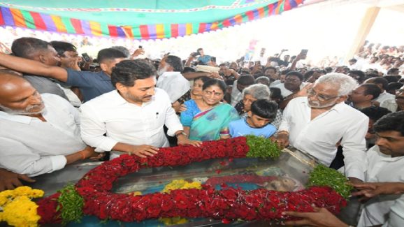 Jagan: జగన్, విజయమ్మ.. మరింత పెరిగిన దూరం.. ఇదే సాక్ష్యం