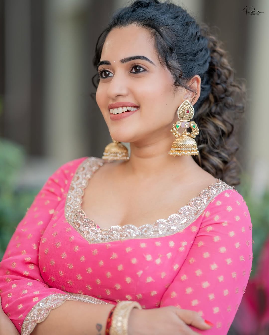 Sravanthi Chokarapu Photo Gallery
