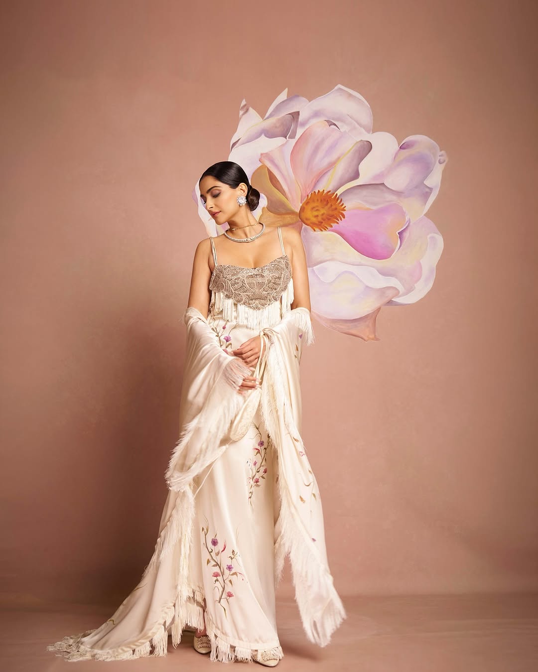 Actress Sonam Kapoor Photo Gallery