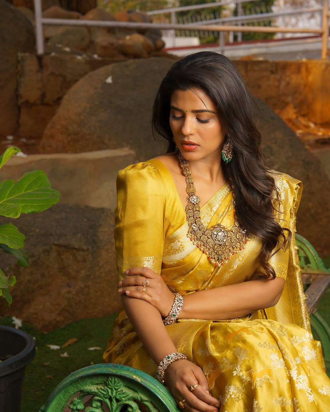 Actress Aishwarya Rajesh Photo Gallery