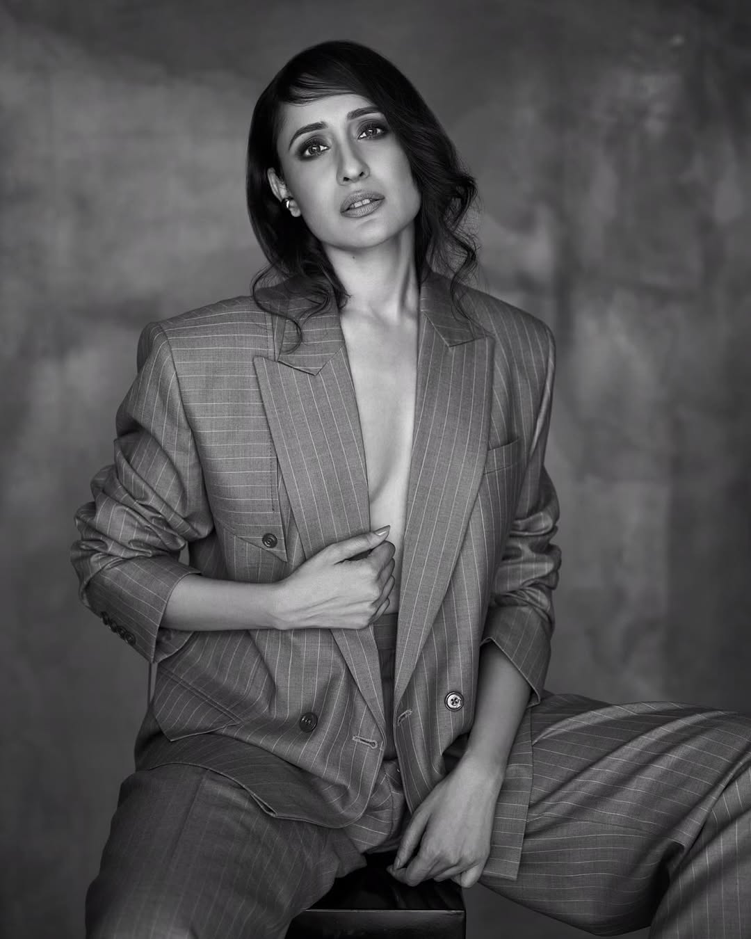 Pragya Jaiswal Photo Gallery