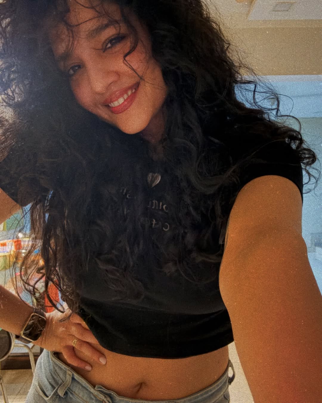 Actress Ritika Singh Photo Gallery