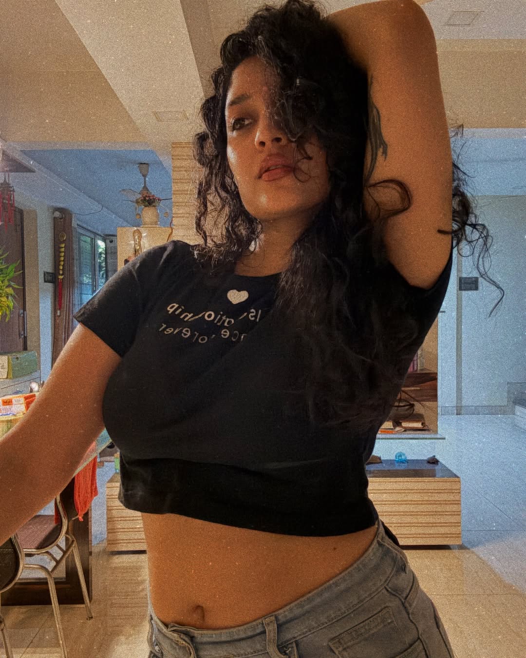 Actress Ritika Singh Photo Gallery