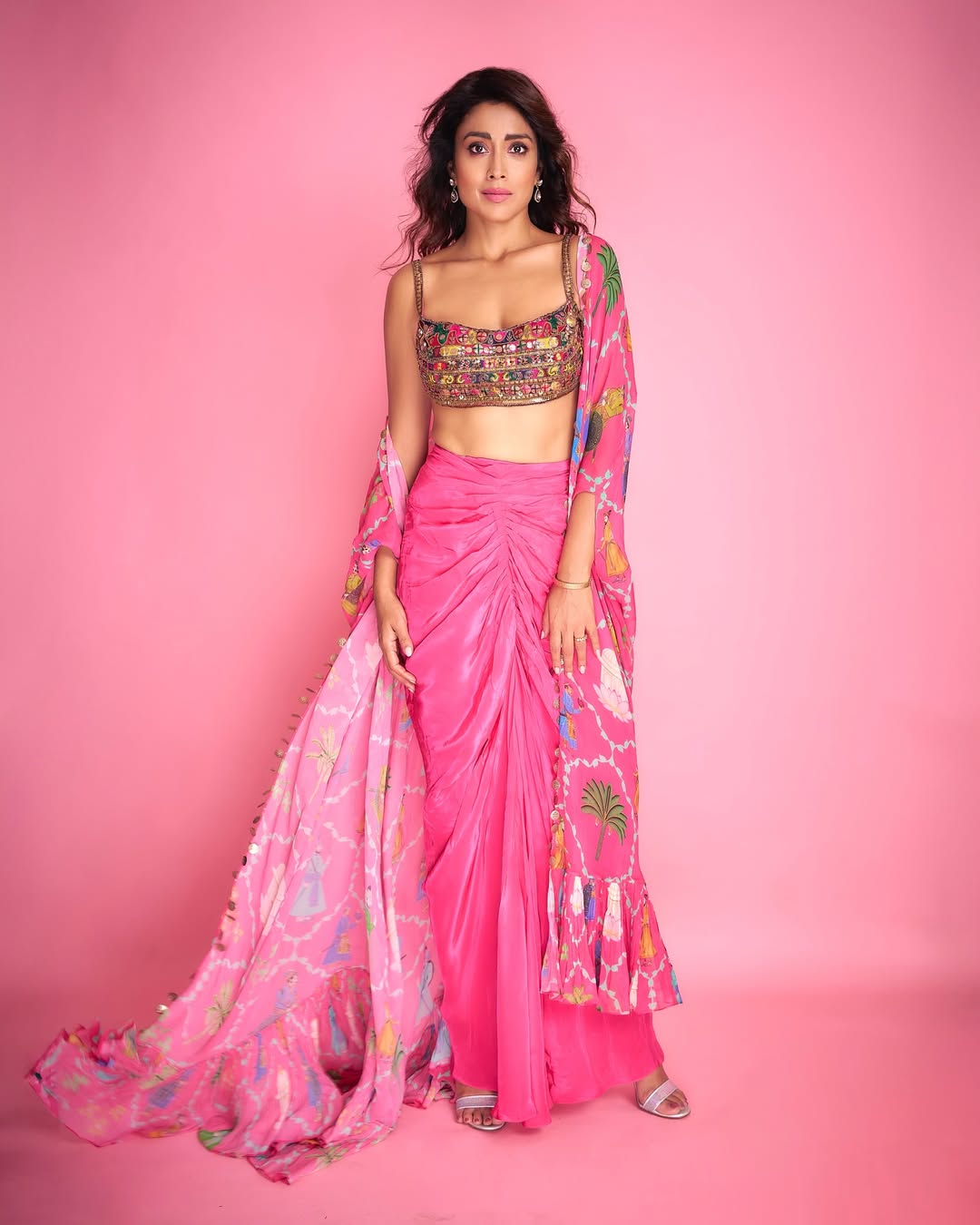 Shriya Saran Photo Gallery