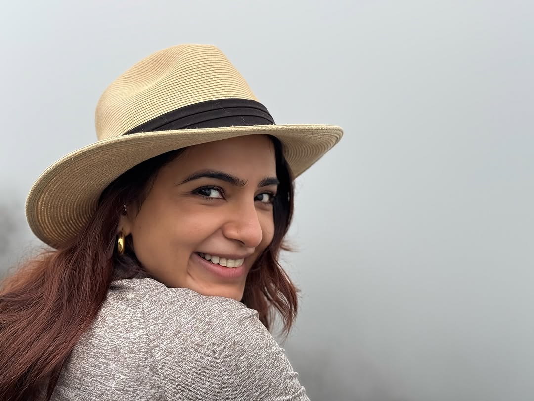 Samantha Photo Gallery