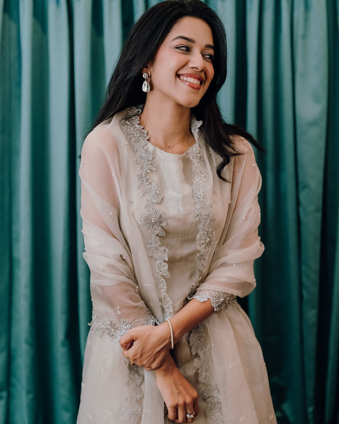 Mirnalini Ravi Photo Gallery