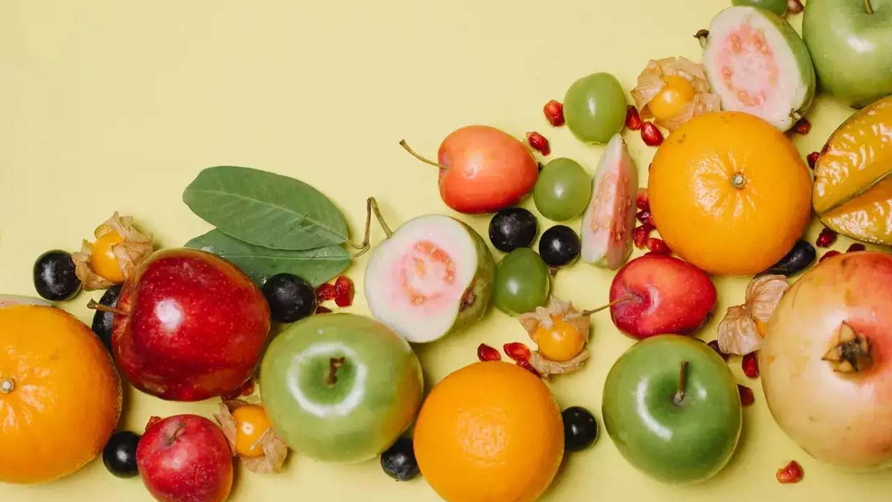 Fruits: ఈ ఫ్రూట్స్.. తొక్కతో పాటు తింటేనే ప్రయోజనాలు !