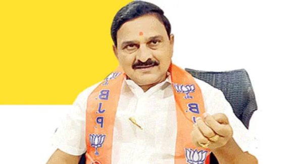 Minister Srinivas Varma : ఏపీకి చెందిన కేంద్ర సహాయ మంత్రి కారుకు రోడ్డు ప్రమాదం