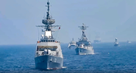 Navy Drills : సముద్రంలో శత్రువులంతా కలిశారా.? - హిందూమహా సముద్రంలో సైనిక విన్యాసాలు