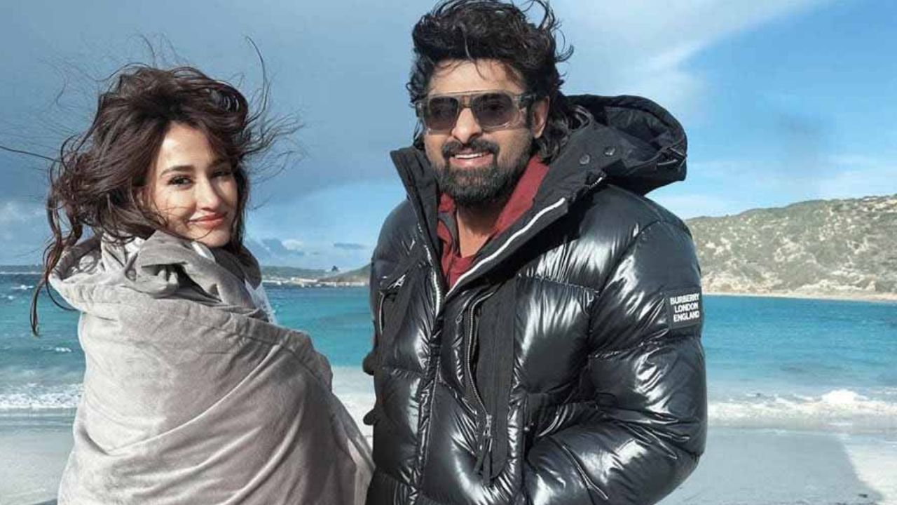 Disha Patani: మరోసారి ప్రభాస్‌తో జోడీకట్టనున్న దిశా పటానీ.. అమ్మడి అదృష్టం మామూలుగా లేదుగా.!