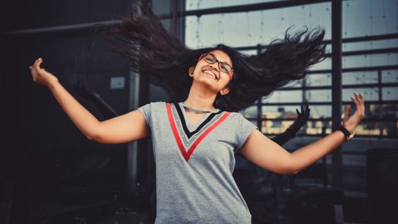 Hair Growth Foods: జుట్టు పెరగాలంటే ఇవి తినాలి.. బయట ఏం పూసినా వేస్టే!