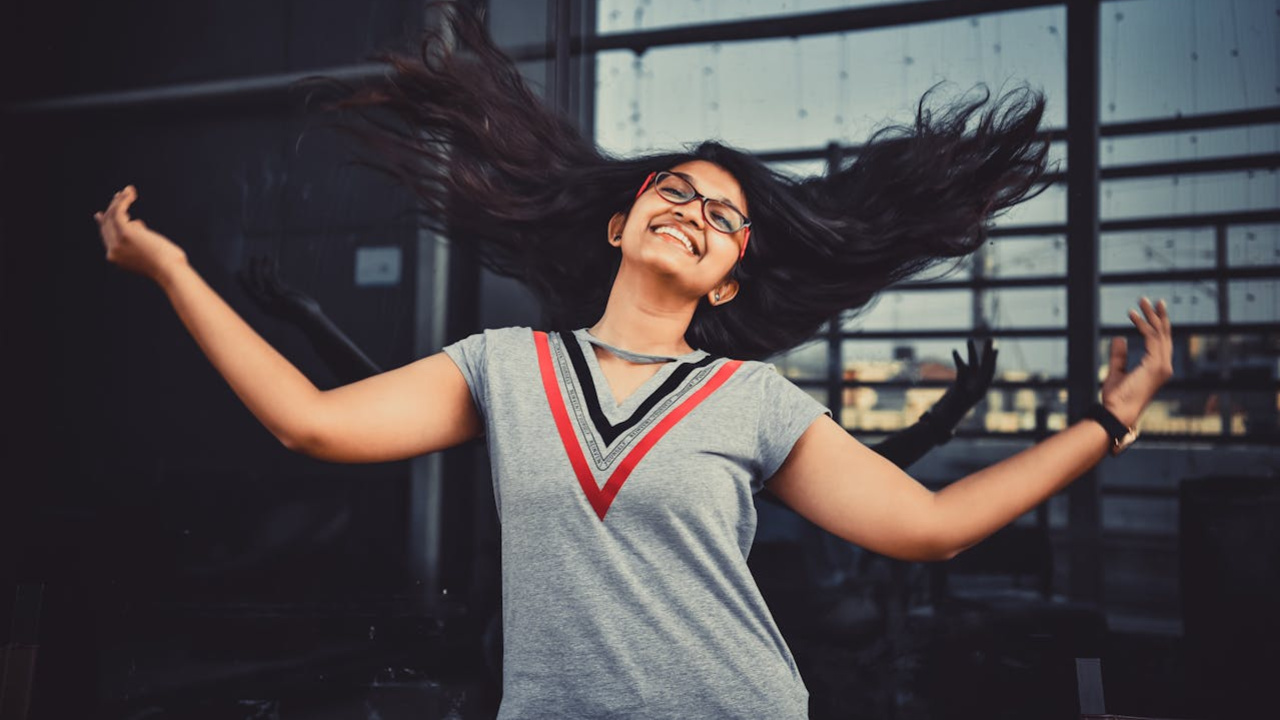 Hair Growth Foods: జుట్టు పెరగాలంటే ఇవి తినాలి.. బయట ఏం పూసినా వేస్టే!