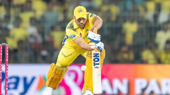 Ms Dhoni: నెంబర్ 9లో ధోని బ్యాటింగ్… సెల్ఫిష్ అంటూ ట్రోలింగ్ ?