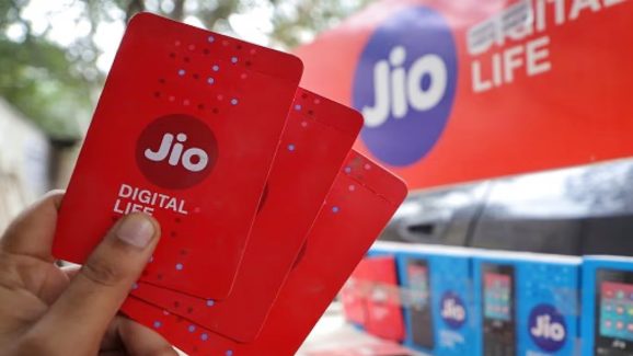 Jio Free Cloud Storage: జియో నుంచి కొత్త ఆఫర్..రీఛార్జ్ చేసుకుంటే క్లౌడ్ స్టోరేజ్ ఉచితం..