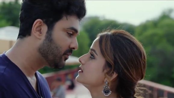 JACK Kiss Song : వైష్ణవీ చైతన్యకు ఫస్ట్ ముద్దు… సిద్ధు మరీ ఇంత రొమాంటికా..?