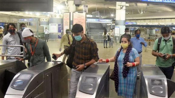 Indian Railway: ఇండియన్ రైల్వే సరికొత్త నిర్ణయం, ఇక టికెట్ లేకుండా స్టేషన్ లోకి అడుగు పెట్టడం అసాధ్యం!