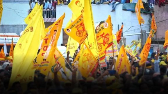 TDP Cadre News: కేసులన్నీ బరాబర్ ఉన్నా.. ఎందుకిలా జరగుతోంది..? తలలు పట్టుకుంటున్న టీడీపీ శ్రేణులు