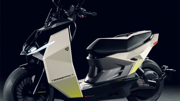 Ultraviolette Tesseract Scooter: మార్కెట్లోకి కొత్త ఎలక్ట్రిక్ బైక్.. ఒక్కసారి ఛార్జ్ చేస్తే 261 కి.మీ రేంజ్..
