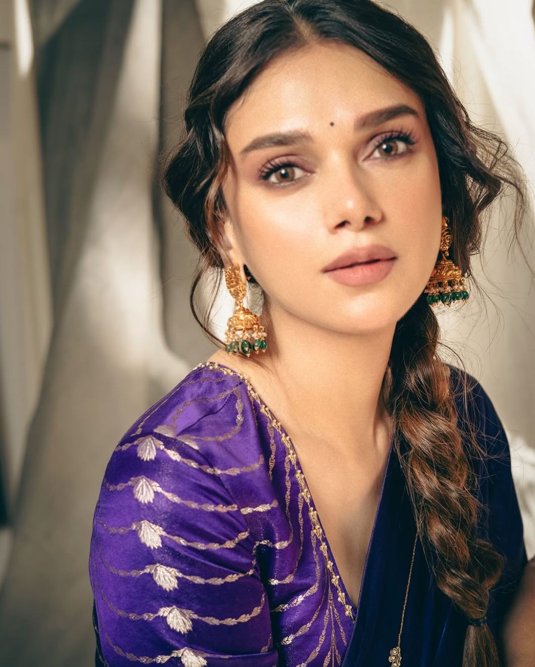 Aditi Rao Hydari: ‘హీరామండి’కి మొదటి అవార్డ్.. ఆనందంలో అదితి రావు హైదరీ..