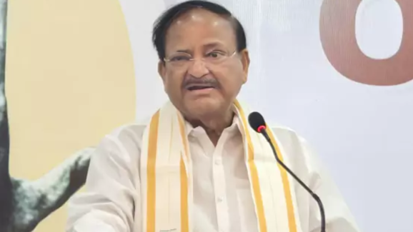 Venkaiah naidu: ఆ రెండూ తప్ప ఇంకేవీ ఫ్రీగా ఇవ్వొద్దు -వెంకయ్య నాయుడు