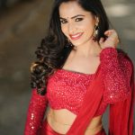 Shobha Shetty: సండే స్పెషల్.. రెడ్ మిర్చీలా .. శోభా ఘాటు ఫోజులు..!