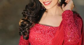 Shobha Shetty: సండే స్పెషల్.. రెడ్ మిర్చీలా .. శోభా ఘాటు ఫోజులు..!