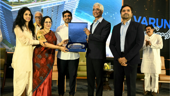 Nara lokesh: బ్రాండ్ బాబు.. బ్రాండ్ వైజాగ్.. ఏపీకి విశాఖ గుండెకాయ -లోకేష్