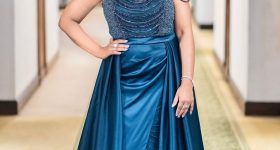Shreya Ghoshal: స్టార్ హీరోయిన్స్ సైతం కుళ్ళుకునేలా.. అందాలతో రచ్చ చేస్తున్న స్టార్ సింగర్..!