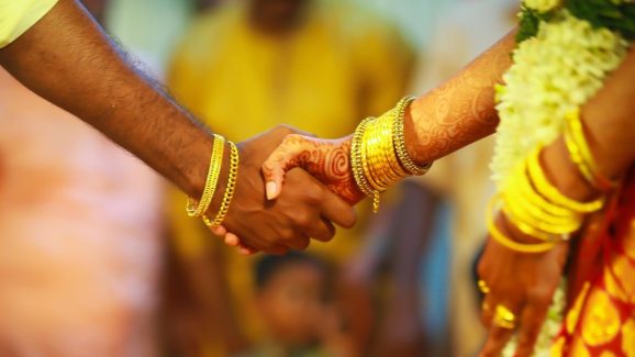 Chanakya Niti: కూతురికి పెళ్లి చేయడానికి ముందు.. ఆమెకు తప్పక చెప్పాల్సిన 5 ముఖ్యమైన విషయాలు