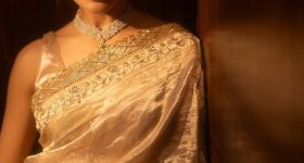 Samantha: చాలారోజుల తర్వాత చీరకట్టులో సమంత.. 15 ఏళ్లుగా ఒకేలా..