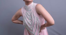 Anasuya: ఇదెక్కడి స్టైల్ గురూ.. సరికొత్తగా అనిపిస్తున్న అనసూయ..!