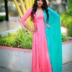 Bhanu Sri: సింపుల్ లుక్ లో ఆకట్టుకుంటున్న భాను.. అందానికి దాసోహమే..!