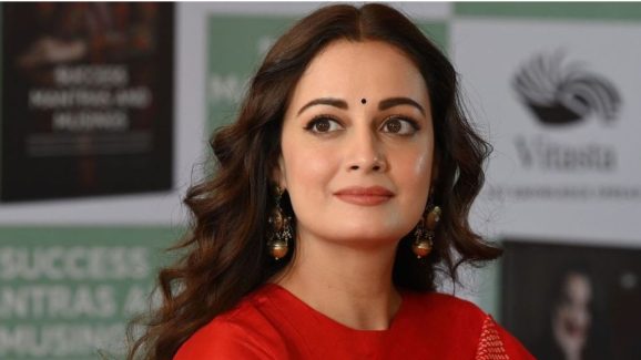 Actress : ఆమె వల్లే ఇదంతా.. నూడుల్స్ తిని జీవితాన్ని నెట్టుకొచ్చాం… ఓ హీరోయిన్ ధీన కథ ఇది